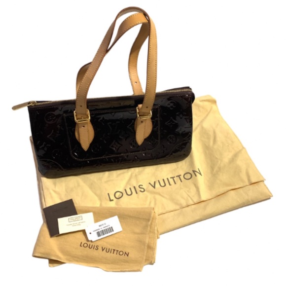 Louis Vuitton Handbags - Amarante Vernis Rosewood Avenue Bag M93510